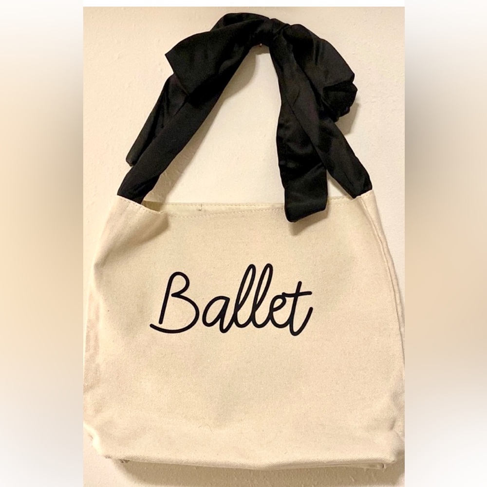 Bow Ballet canvas tote